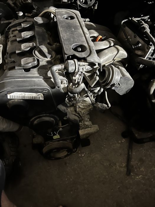 Двигатель BLX BVX пассат Б6 гольф 5 FSI