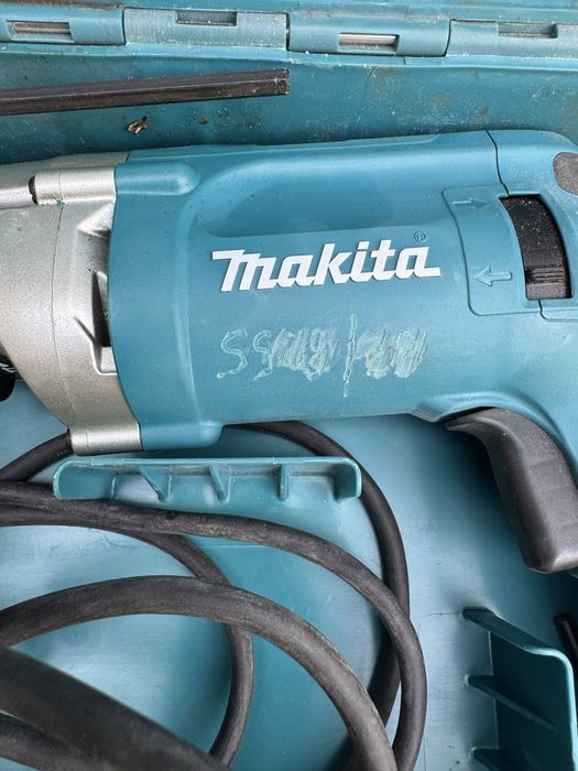 дрель ударная сетевая MAKITA HP2070