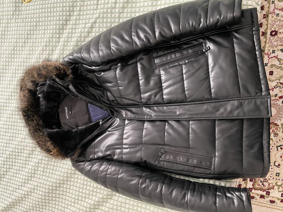 Продам зимнюю куртку