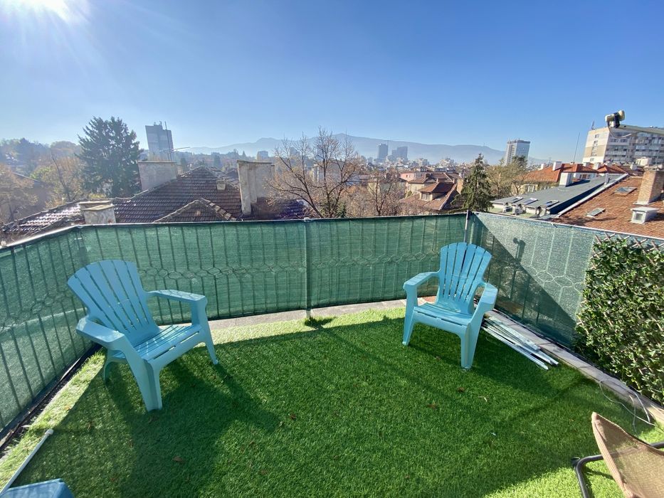 Дава се под наем Двустаен апартамент в София, Лозенец - 60 кв.м за 500 € - Снимка #2