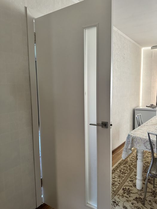 Продаются двери белые