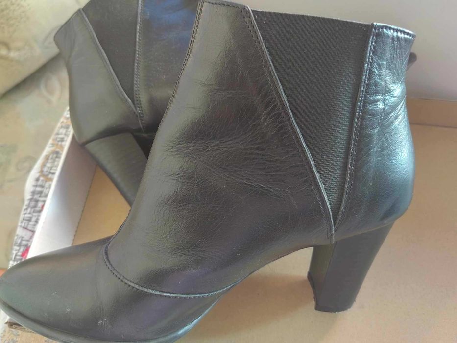 Дамски боти MARTINI