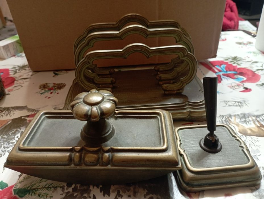 Месингов печат и др. Стар