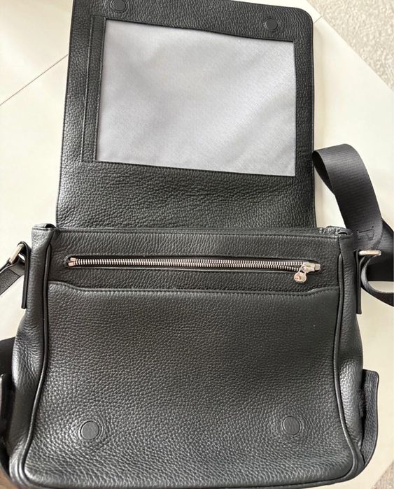 Продам сумку Petek