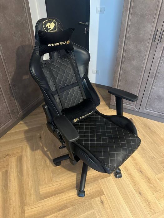 Scaun de gaming Cougar, stare impecabilă (ca nou)
