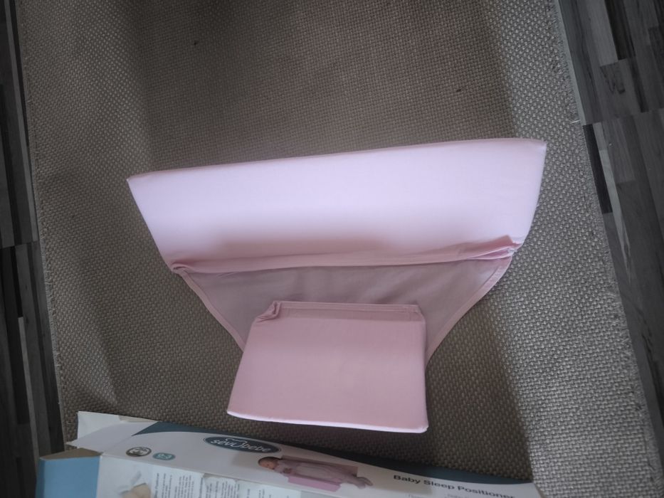 Pozitionator de somn bebelusi