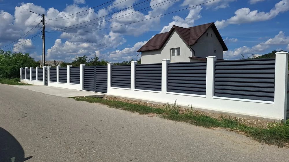 Vand garduri și porți la comanda CLENTULUI