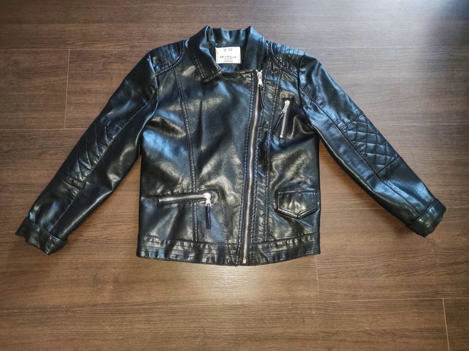 Продаю детскую куртку