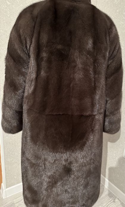 Продам норковую шубу!