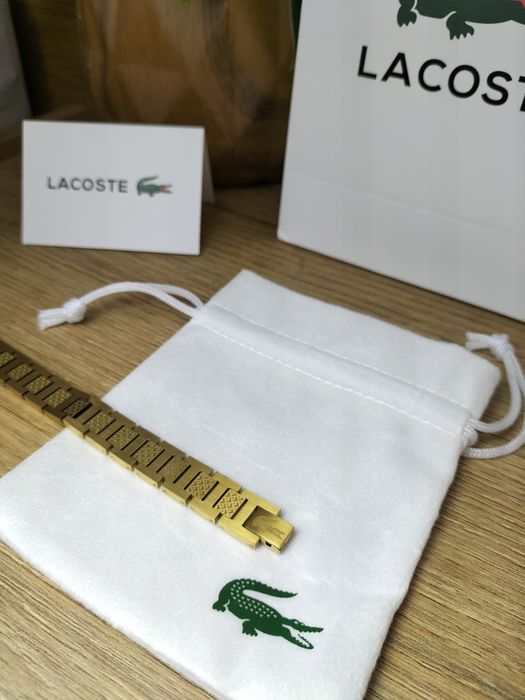 Brățară Lacoste, nouă