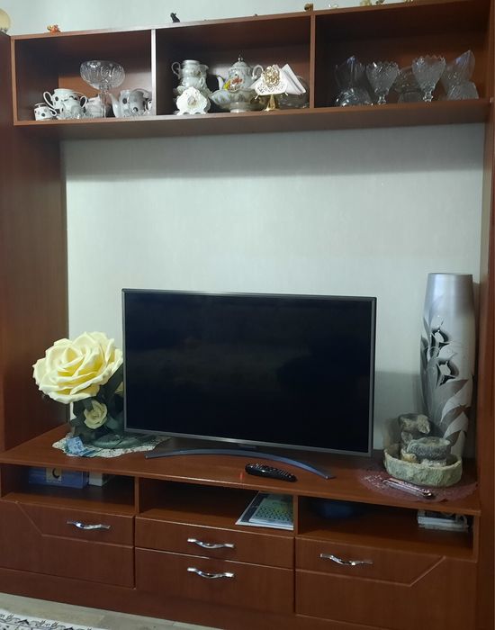 Мебель в комнату