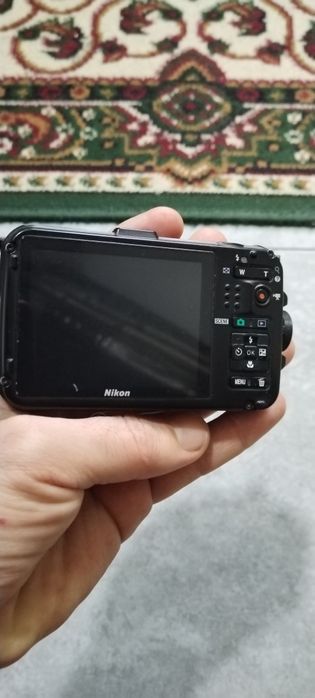 Цифровой фотоаппарат Nikon COOLPIX AW100