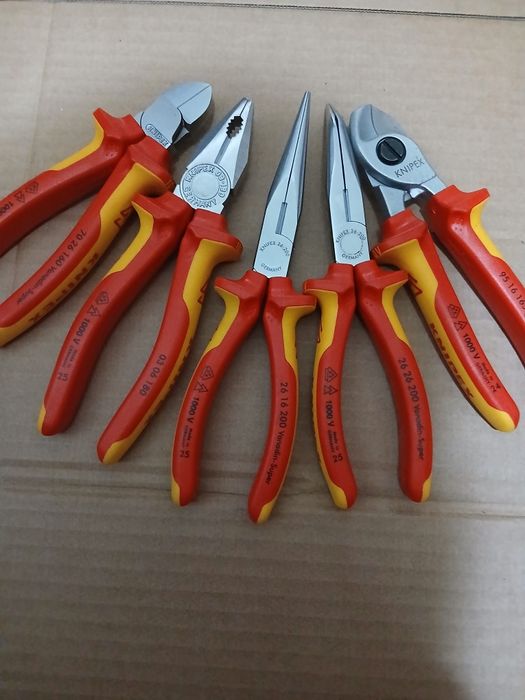 Set profesional  Knipex VDE  5 pcs