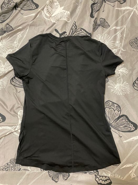 Дамска тениска на Nike