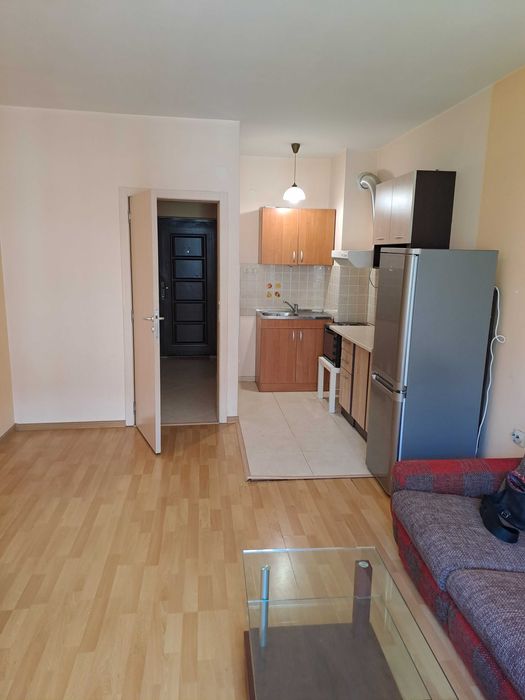 Дава се под наем Двустаен апартамент в София, Зона Б-18 - 75 кв.м за 561 € - Снимка #2