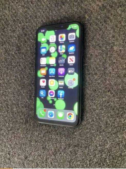 iPhone 11 - 64GB