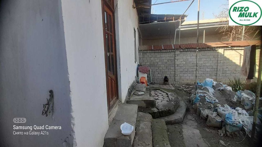 Назарбек Текстилда ховли сотилади. NR494/138