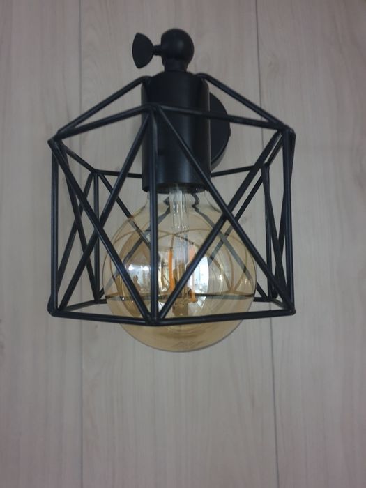 Продам светодиодную лампу