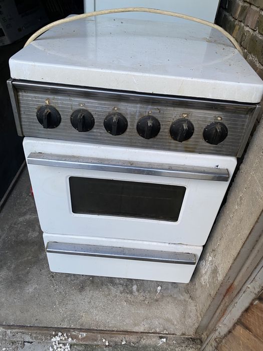 Ретро готварска печка с котлони !! Made in Bulgaria