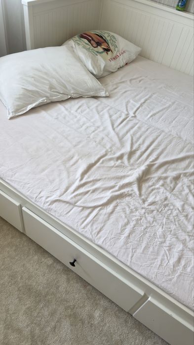 Pat divan ikea hemnes