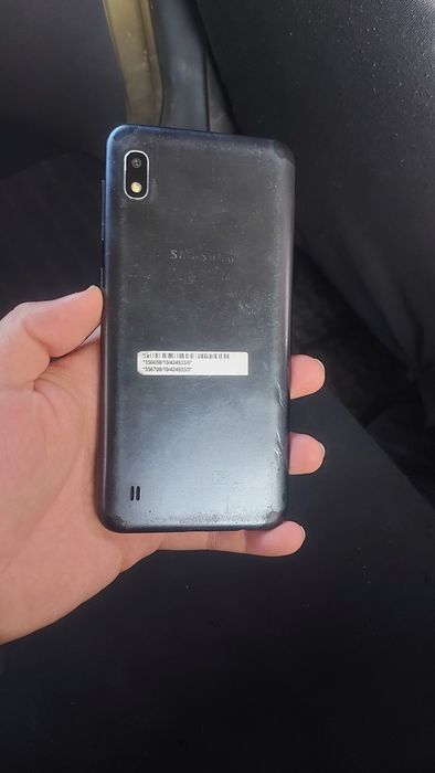 Samsung A 10 surishni sotilodi