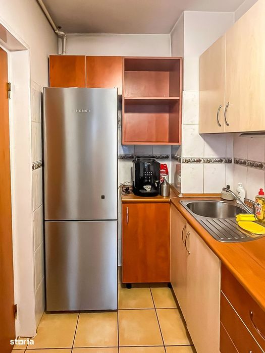 Apartament 3 camere, etaj 2, cartierul Strand 1 -aproape de parc