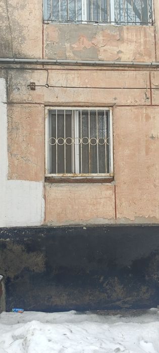 Продам решетки на окна б/у