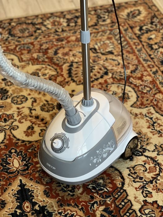 Отпариватель DEXP DEXP HGS-720H серый