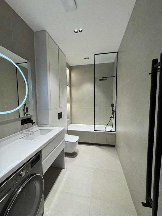 ПРОДАЁТСЯ 3/14/14 НОВОСТРОЙКА  Ж/К O'zbegim  Ор-р: Улица Бабур Piramit