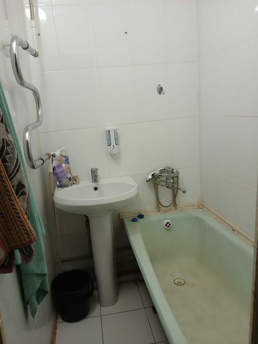 Сдаётся 2х ком. кв, в районе ТД Есдаулет