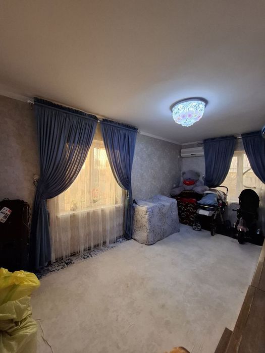 Срочно продаётся 2х комнатная квартира на 4этаж