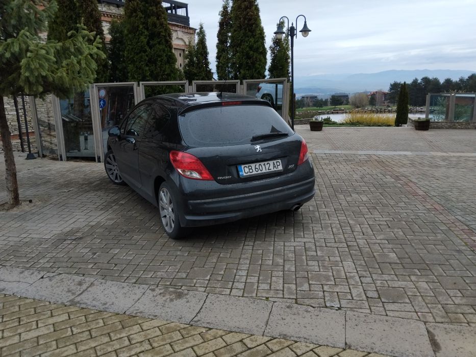 Peugeot 207 1..6 turbo  150 конски сили