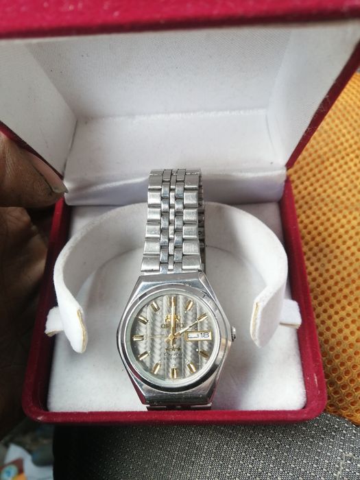 Часы японскии. Оригинал.