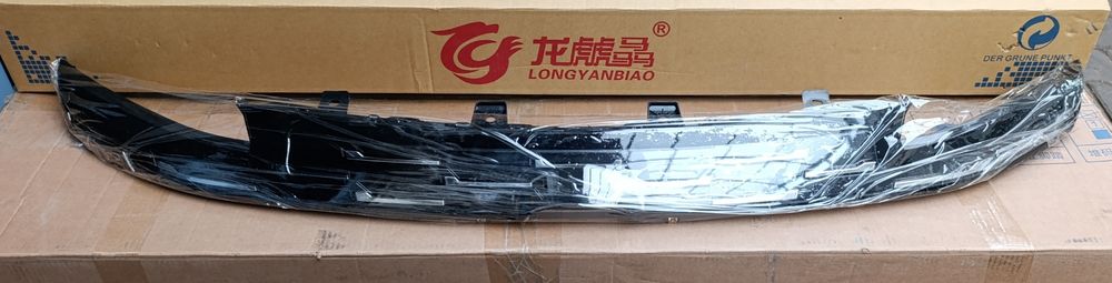 changan cs55 plus\  накладка решётки радиатора