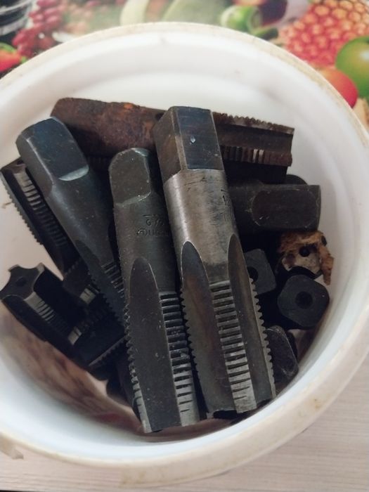 Продам метчики СССР комплекты от 5 до 24 с разным шагом