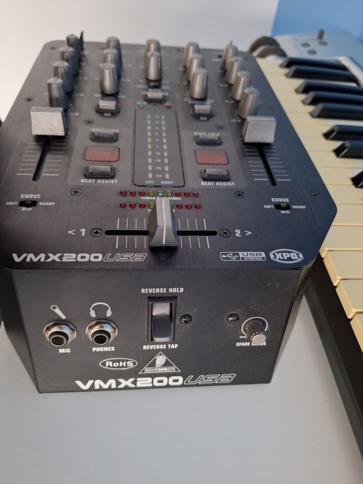 M Audio Midi Keyboard И Berhinger Mixer 2 Channel