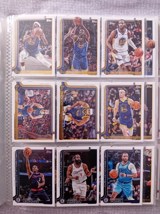 Vand cartonase set  base colectie Topps NBA 2025-2026