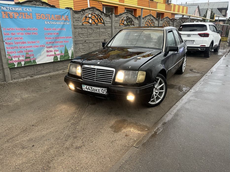 Мерсдес бенз w124