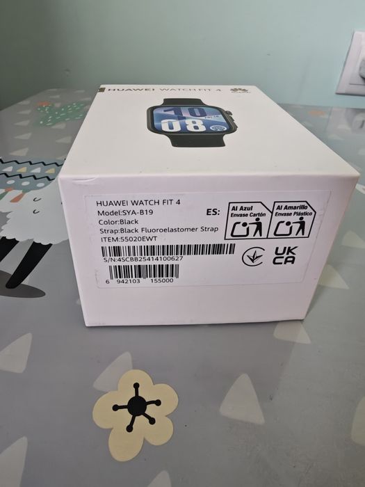 Чисто нов Huawei Watch Fit 4