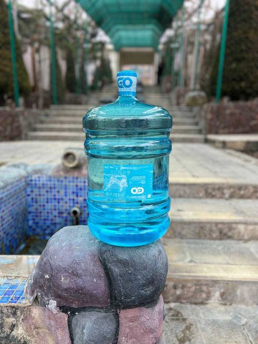 Чистая питьевая Вода 18,9 литров (доставка бесплатная)