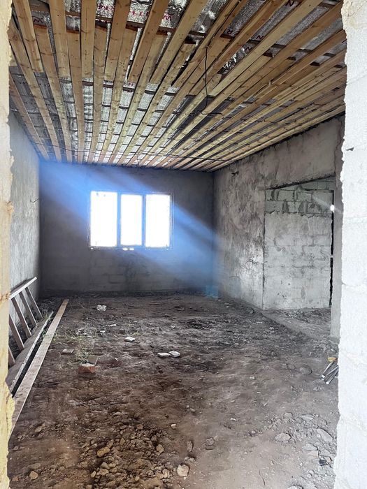 Продаётся дом черновой
