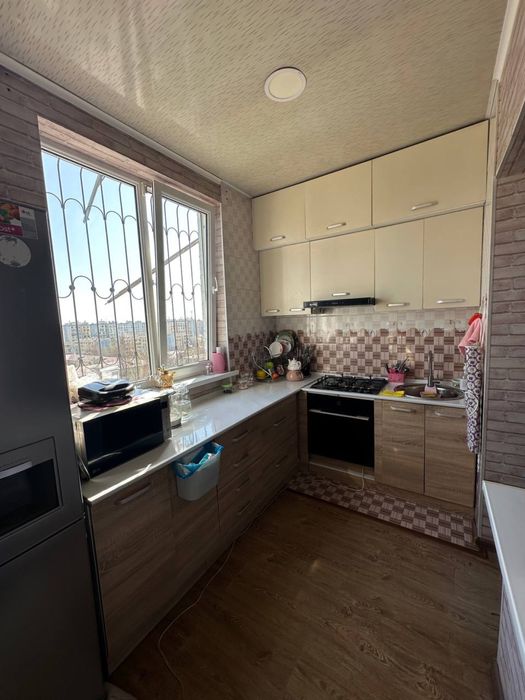 Сотилади сергели 7