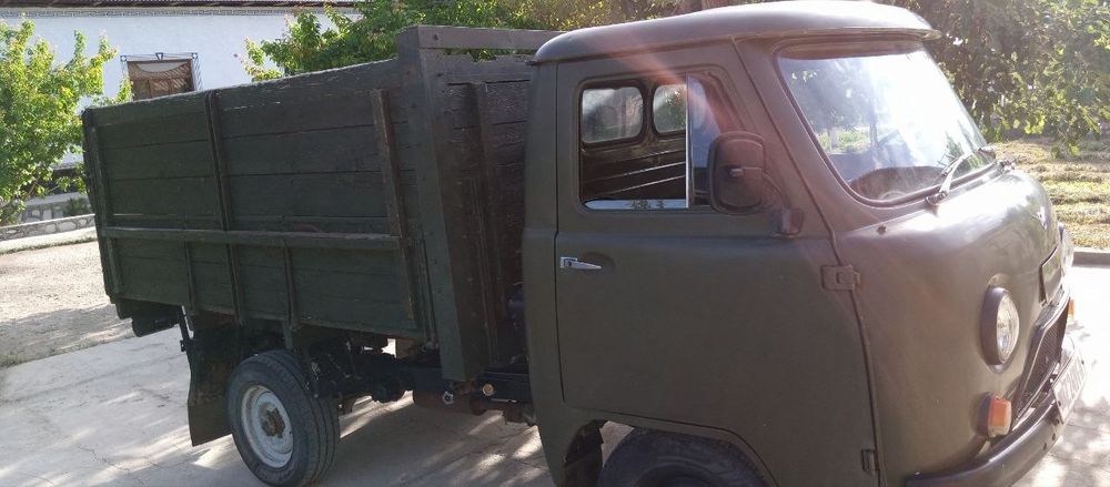 UAZ 330301 sotiladi