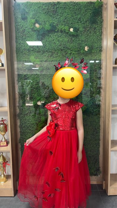 Платье на девочку 8-12 лет