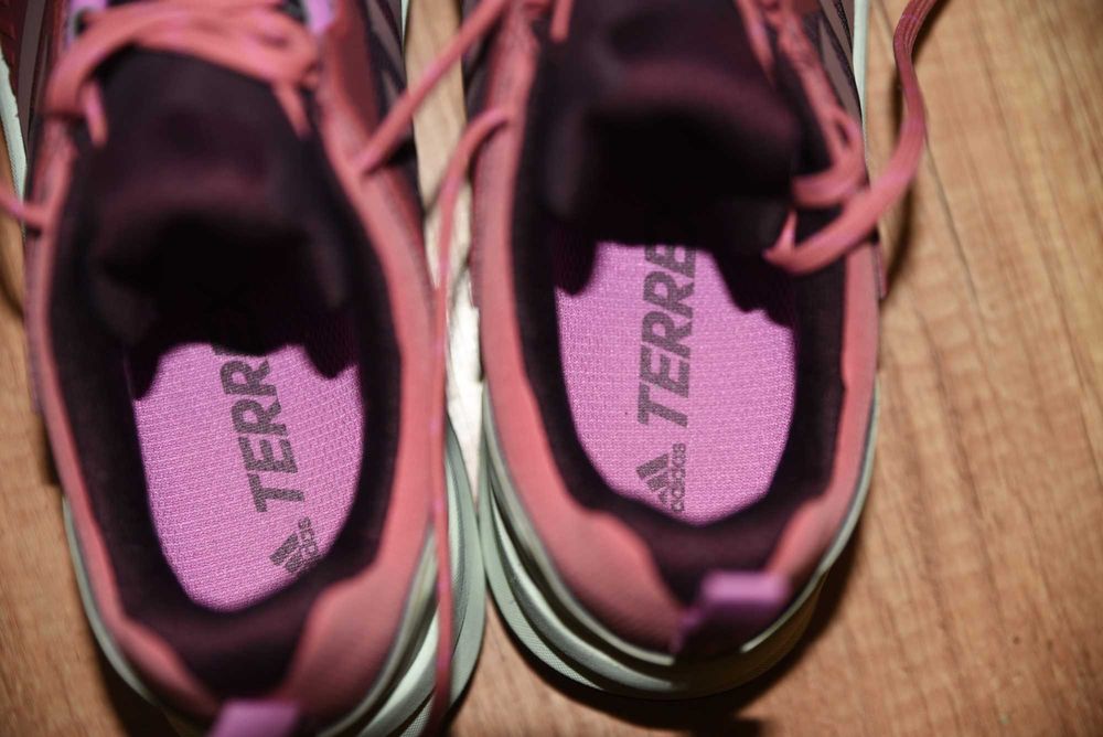 НОВИ Adidas Terrex Gore Tex оригинални, 42 номер