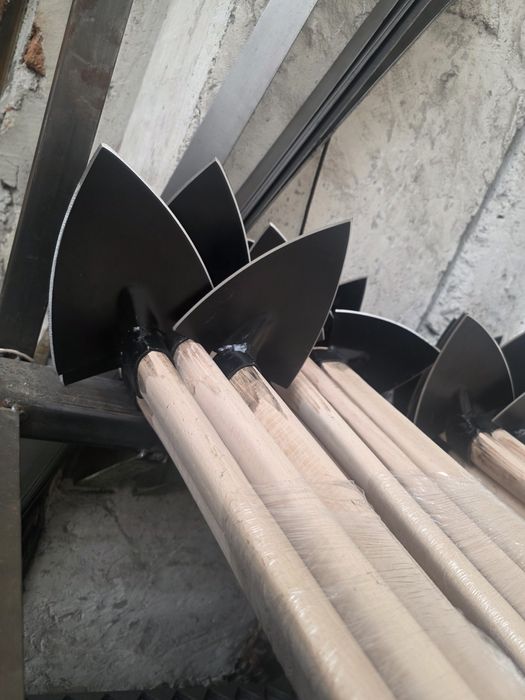 Закалени мотики леки и удобни 65г