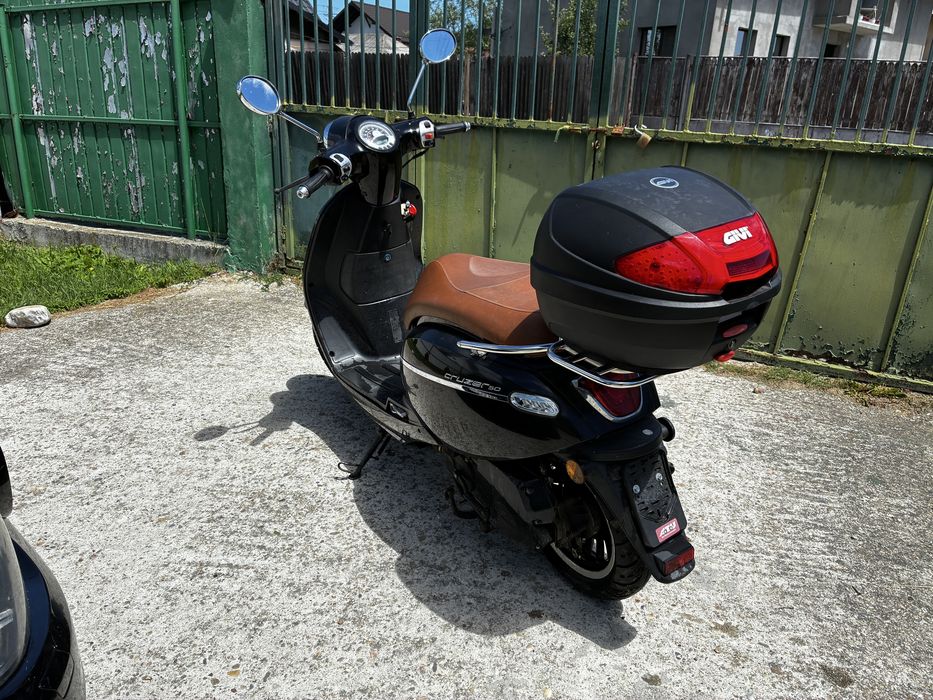 Vand scuter 50 cc
