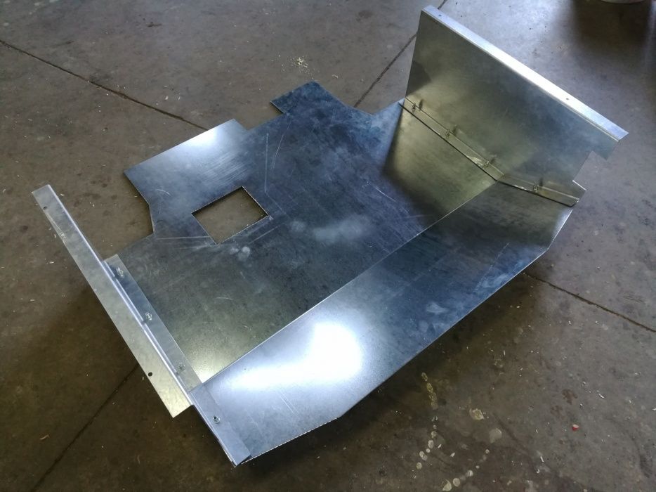 Метална кора за под двигател