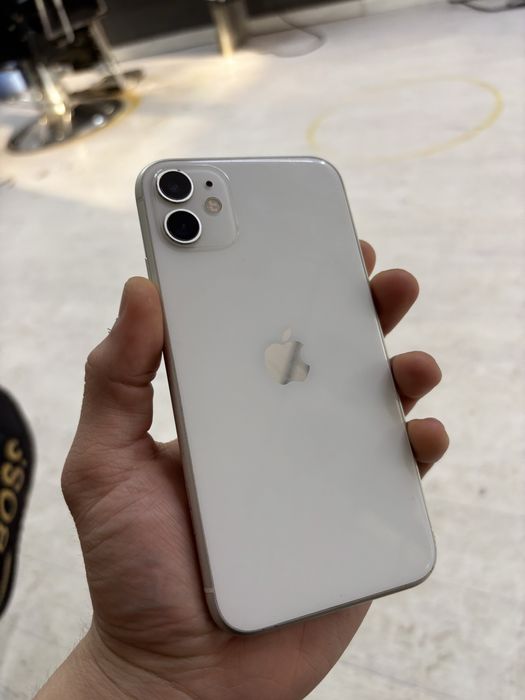 iPhone 11 (128) в идеальном состояний