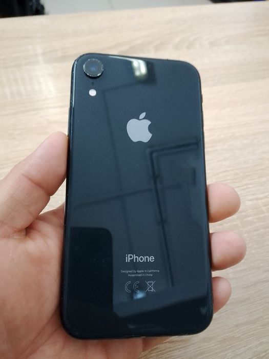 Продам iphone xr 64gb akb 100%